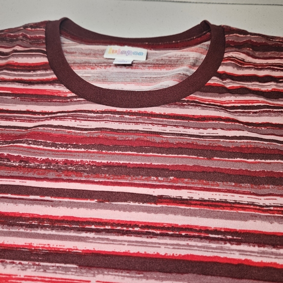 LuLaRoe Hudson Long Sleeve Tee. Unisex Fit. Gorgeous Red Stripe. Size Large. - Picture 3 of 10